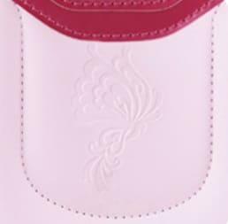 ファラーシャの背あての蝶々のモチーフ